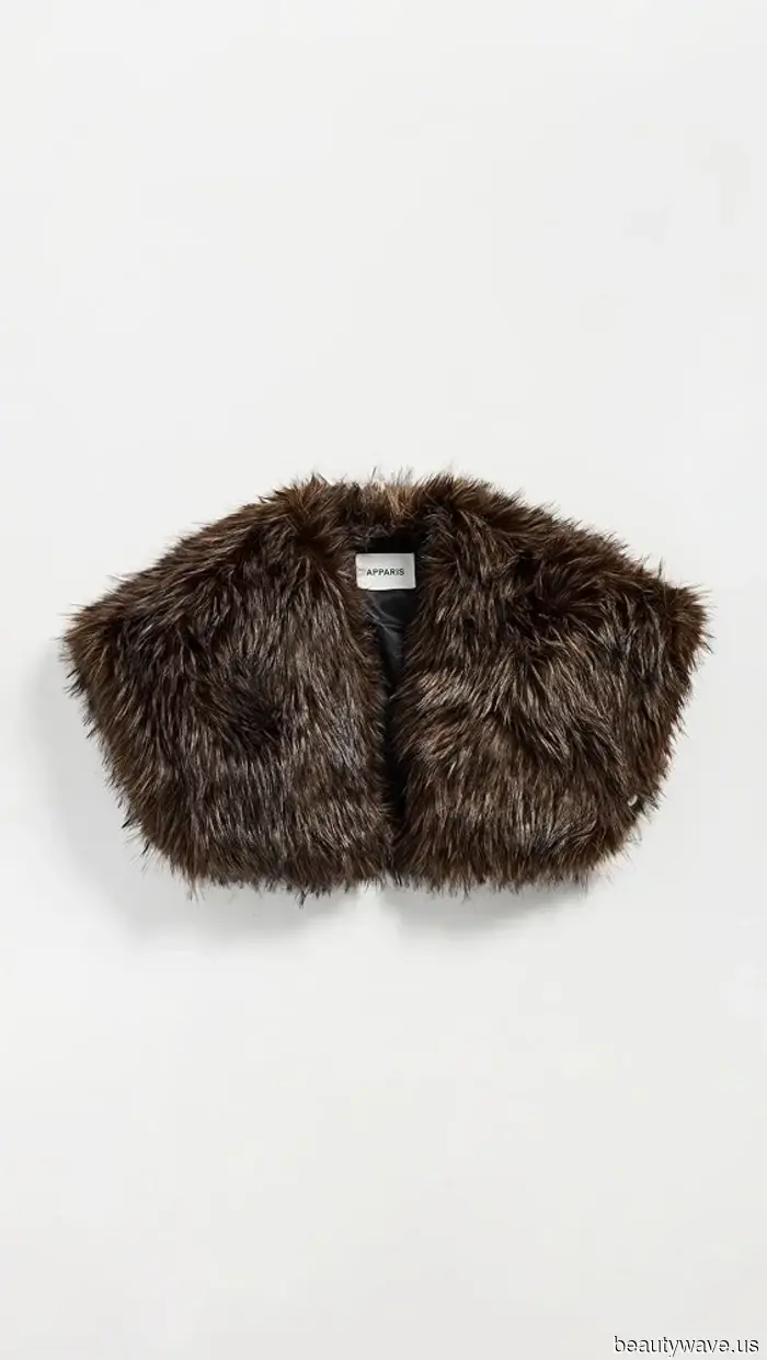 27 Cozy Autumn Accessories I'd Sport at All the Trendiest Spots in NYC