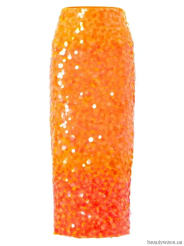 Il segreto è svelato: Demi Moore ha indossato l'unica tendenza di colore che rende il grigio emozionante.