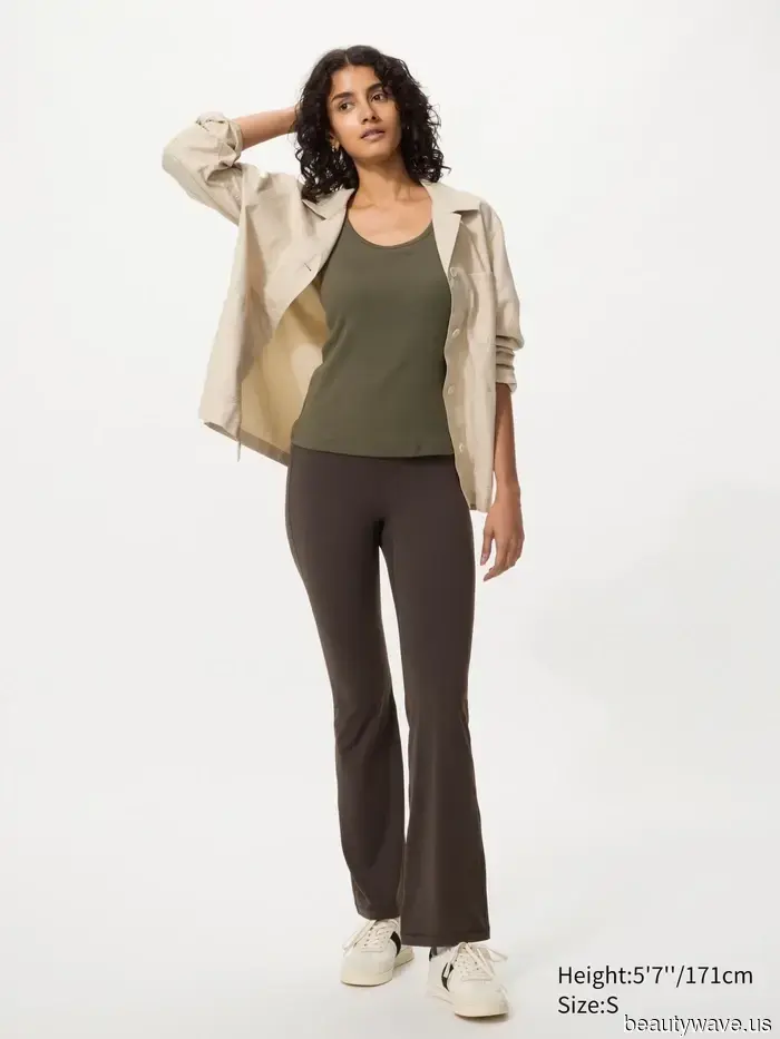 Rather than black, leggings appear most stylish in this sophisticated hue.