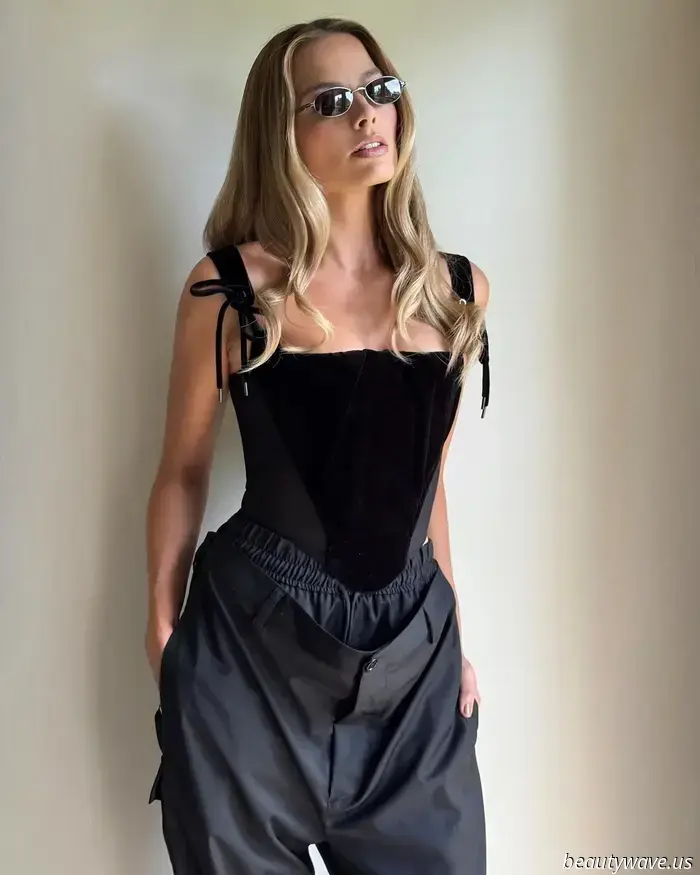Margot Robbie acaba de lucir la versión 2026 del look millennial para salir.