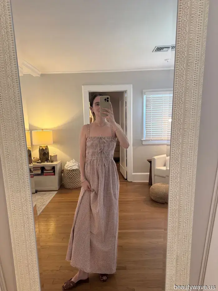 I work in fashion in NYC—these 11 beautiful dress trends are incredibly chic.