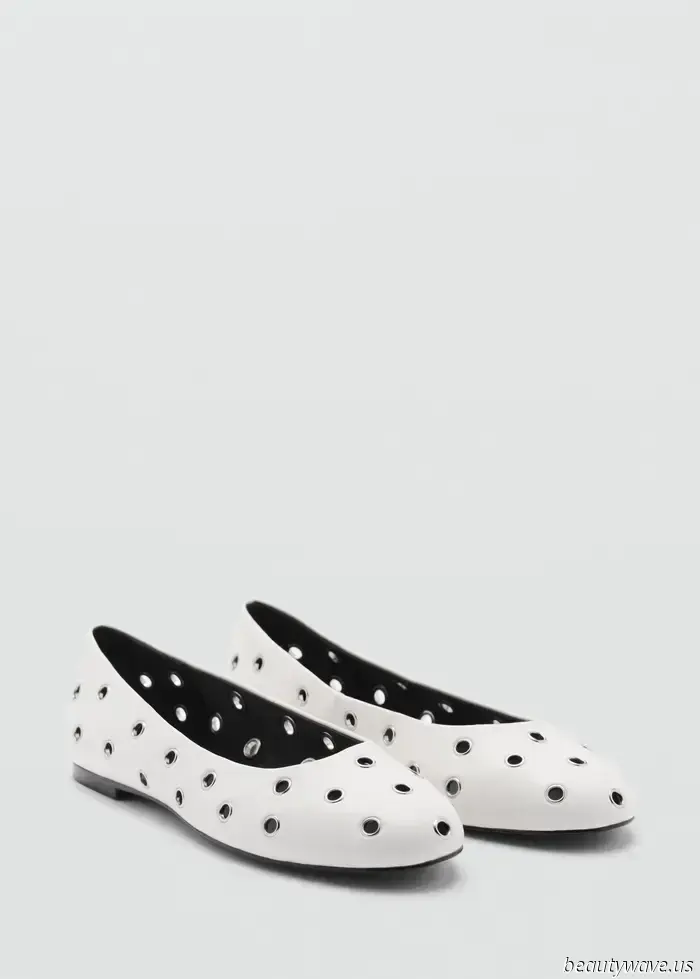 These $60 flats that everyone will pair with shorts are on the verge of going viral.