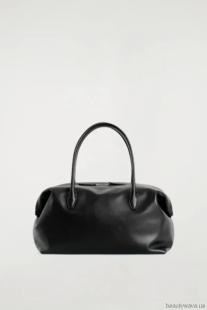 Questa borsa di lusso silenziosa e accessibile è così The Row-coded, e ogni donna chic già la possiede.