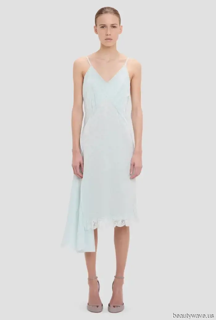 Fermare i Neutrali&mdash;Questa è la tendenza di colore chic che le ragazze it indossano invece questa primavera