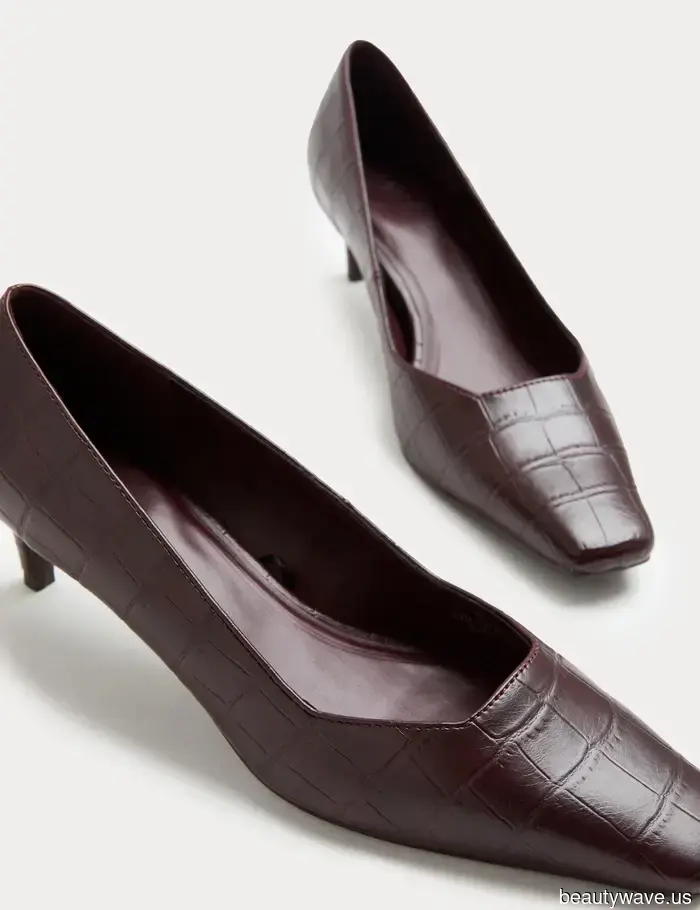 First VB, then Kate Middleton, and now Alexa is also opting for this new shoe trend.