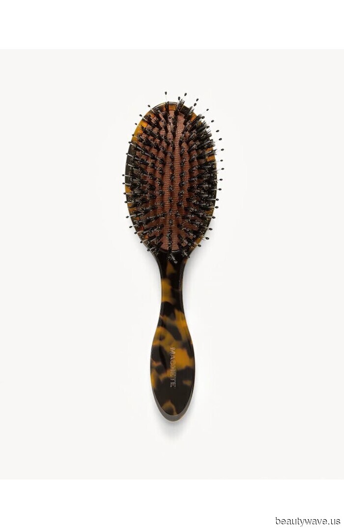 As a Fashion Editor, here are the beauty gifts I'd love to give and receive this year.