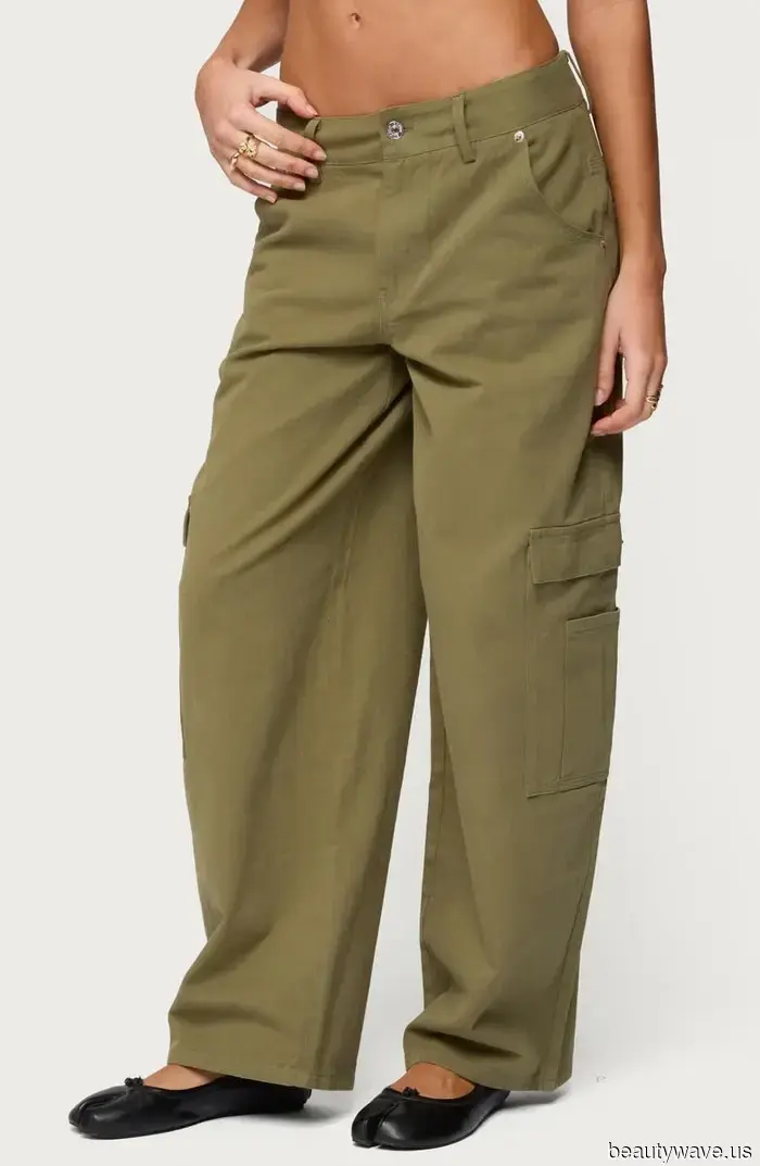 Neither Black nor Brown: This Is the Pant Shade I Noticed Fashion Enthusiasts Sporting from Paris to London.