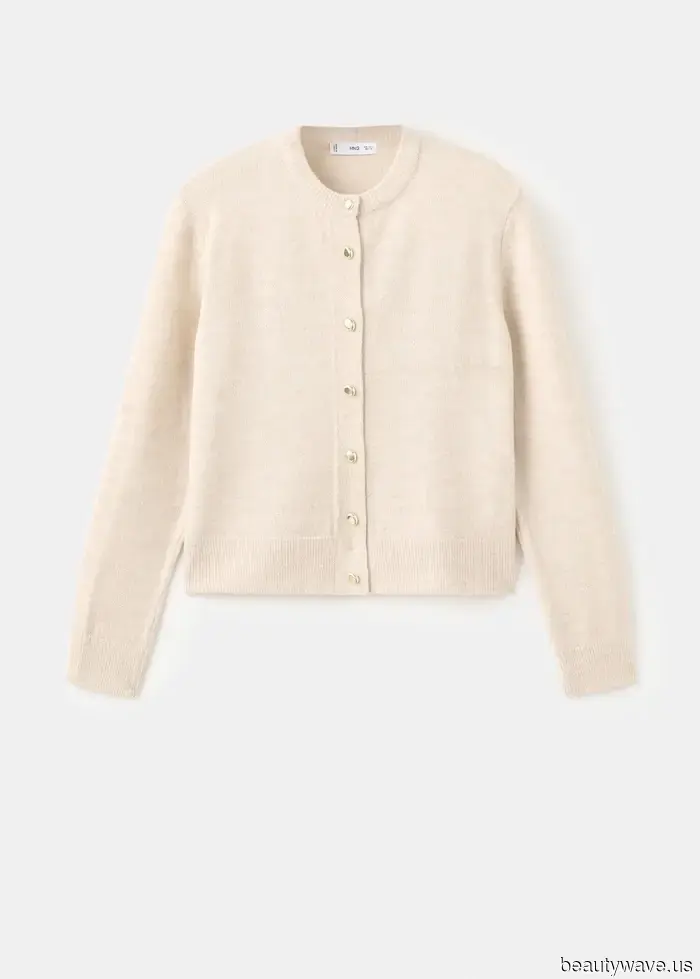 Indossare un cardigan preppy con questa tendenza controversa degli stivali lo rende dieci volte più cool.