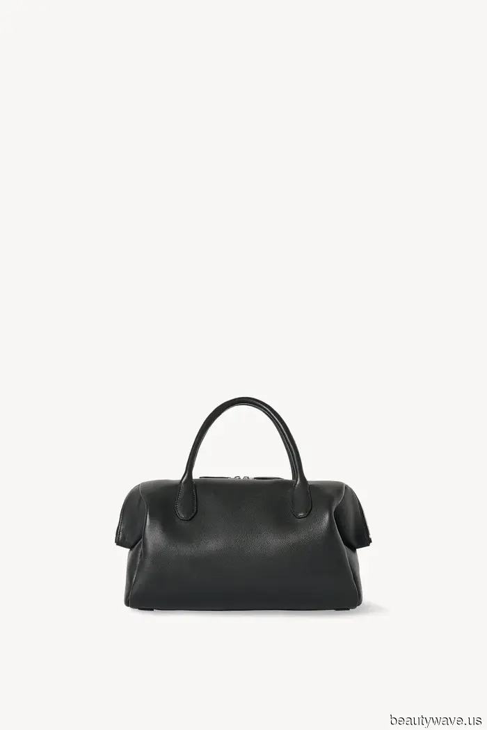 Instagram hat es gerade bestätigt: Diese elegante, minimalistische The Row Tasche steht kurz davor, Kultstatus zu erreichen.