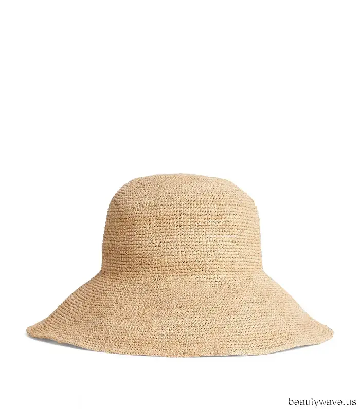This year, I'm all about maximizing my summer in Europe—6 holiday outfits I won't leave home without.