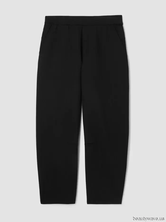 Since the It Girls declared that the '90s are making a comeback, I've been shopping from this stylish throwback brand.