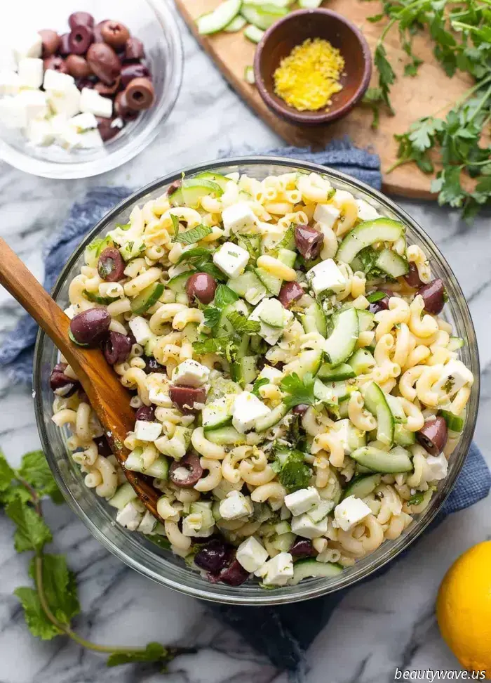 22 Light Lunch Recipes to Avoid the Mid-Afternoon Slump