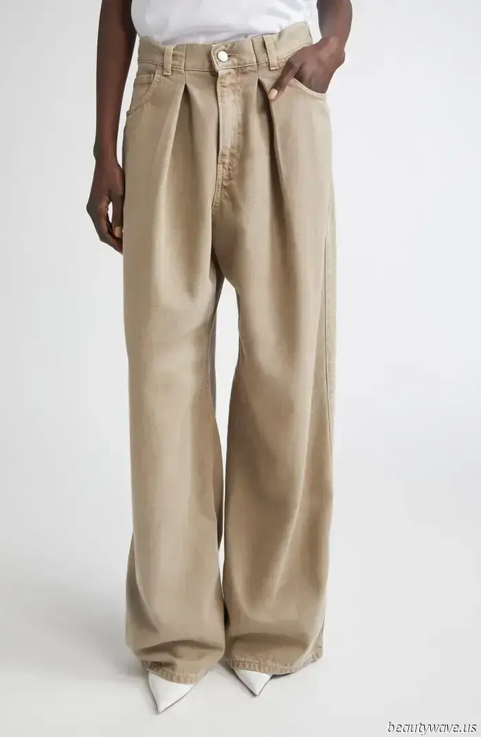 I anticipated they would gain popularity, but it’s astonishing—these unique jeans were sold out in merely 25 minutes.