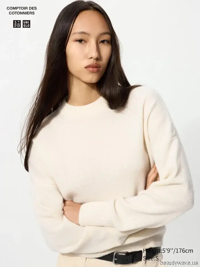 Elegante come il nero e il blu navy, i maglioni di questo colore sembrano sempre eleganti con i jeans.