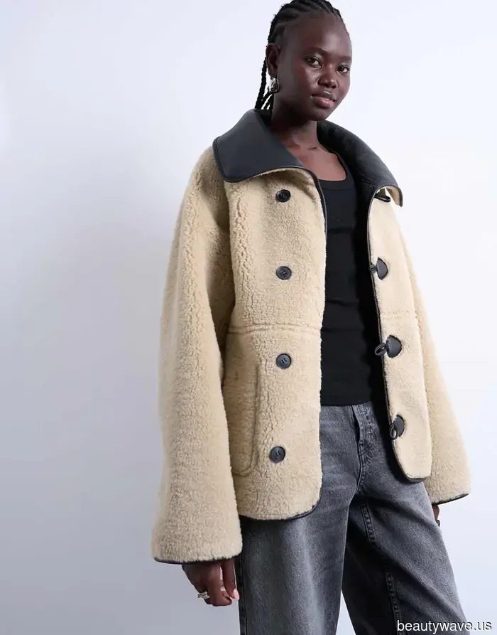 Zara's Reversible Jacket Sold Out Quickly—Now It's Available Again in an Even More Stylish Color.