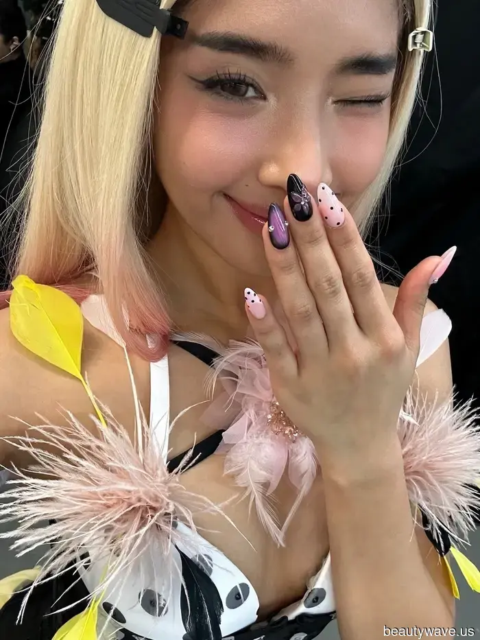 Bedazzled Nails Are *Totally* Making a Comeback—These 3 Celebrities Just Endorsed the Maximalist Manicure Trend