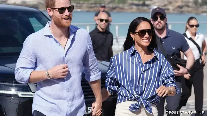 I agree with Meghan—cropped jeans look their finest when paired with this particular sneaker.