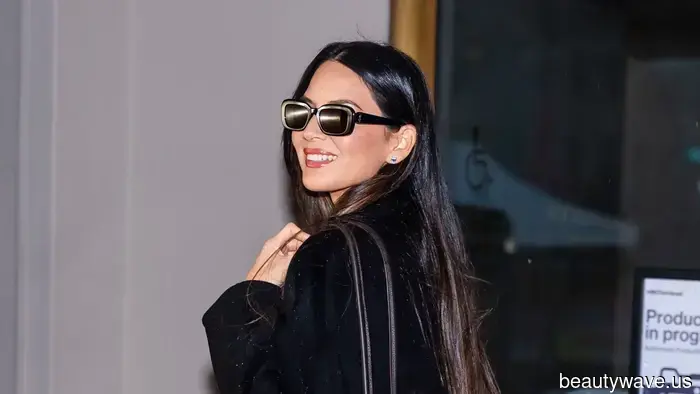 Le persone della moda sono oltre le regole&mdash;questo è l'ultimo errore di colore delle borse che stanno commettendo