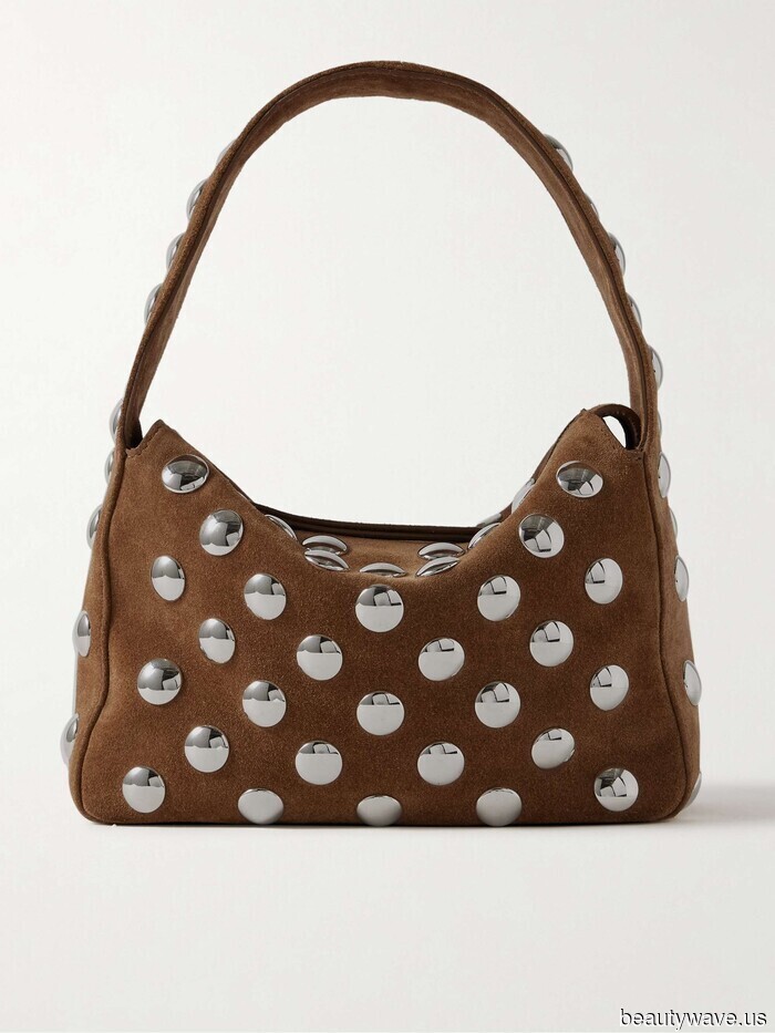 From classic (yet revived) handbags to understated attire, these 7 luxurious winter trends are essential to be aware of.