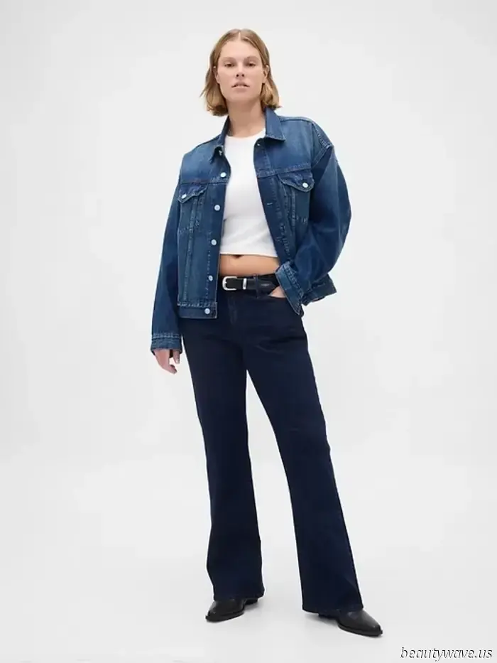 Thanks to Hailey Bieber, this particular pair of Gap jeans is flying off the shelves this week.