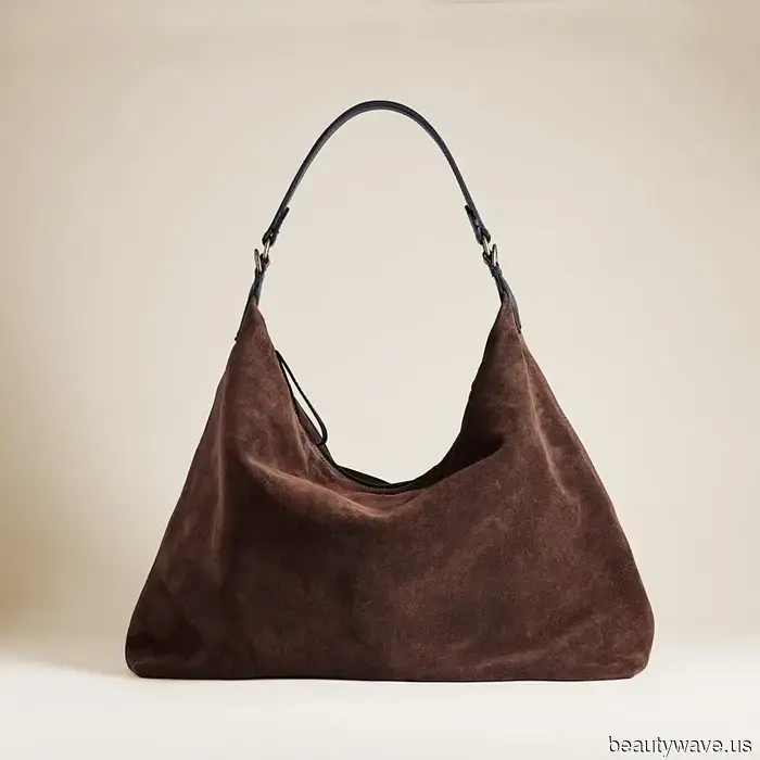 This stylish color combination is trendier than beige and black and is poised to take over fall wardrobes.