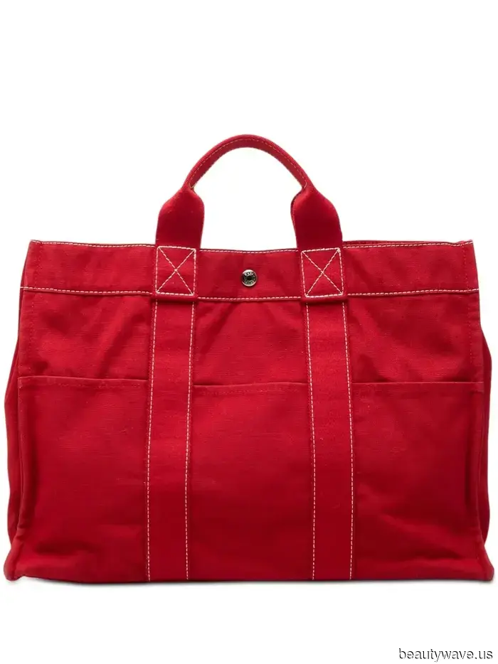 Sicher, Barrel-Leg-Jeans dominieren, aber sie werden niemals so zeitlos sein wie Straight-Leg-Jeans.