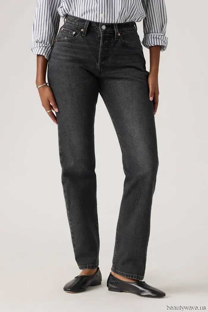 I Walk More Than 5 Miles Daily in Manhattan—Here’s an Editor-Recommended Guide to Fall Footwear for City Girls.