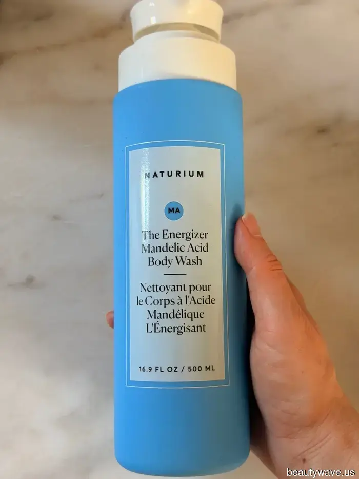No Bumps, No Breakouts—A Dermatologist Claims These Products Guarantee the Smoothest Butt.