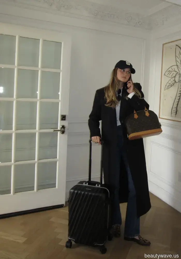 Я путешествую как минимум 20 раз в год&mdash;это те наряды для аэропорта, которые я ношу постоянно.