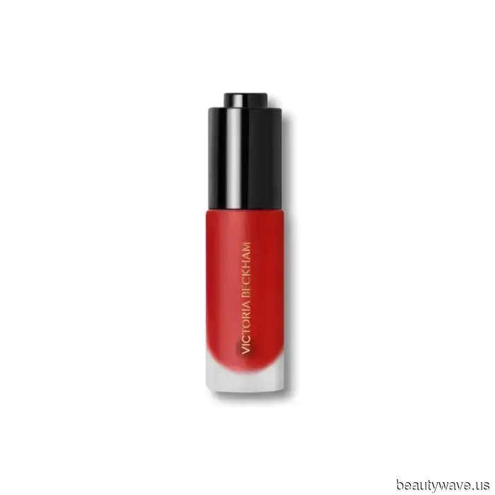 Ho fatto ricerche—questa è la combinazione di rossetto nude preferita da Victoria Beckham.