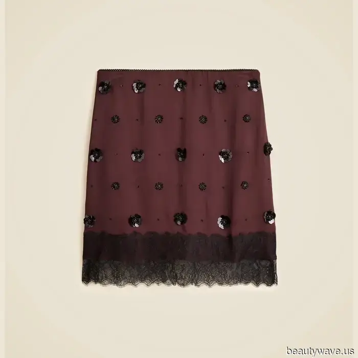 I paillettes non sono "fuori moda", ma se vuoi indossarle quest'inverno, dovresti abbinarle in questo modo, questo,…