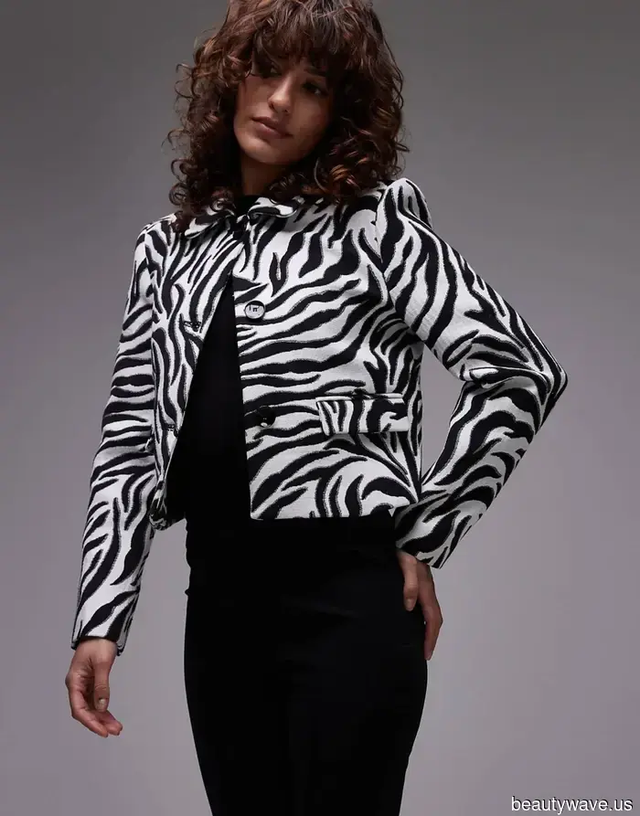 I never believed that animal print could appear classy and sophisticated, but these 7 outfits have completely changed my mind.