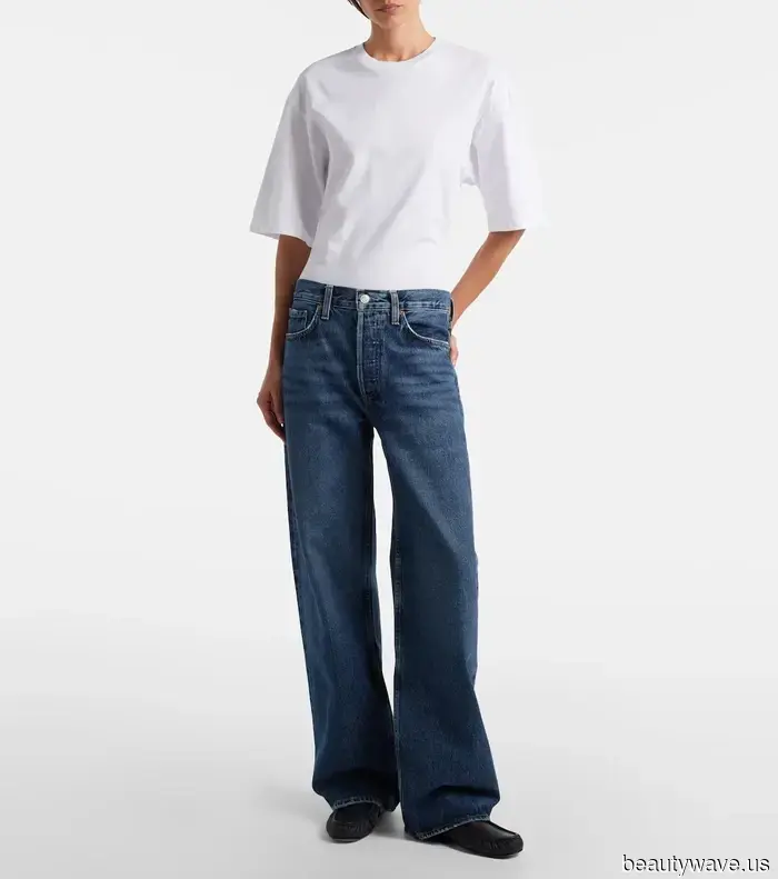 Ho appena provato i jeans che ogni donna chic sta indossando in questo momento&mdash;Ecco perché valgono l'hype