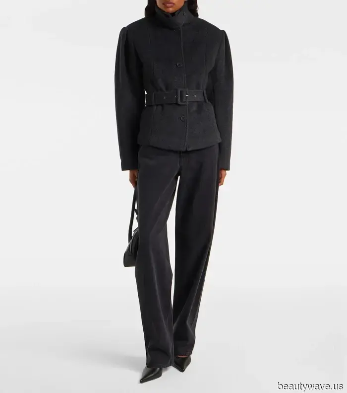 Chic Women in London, New York, and Paris Will Embrace These 8 Coat Trends This Autumn