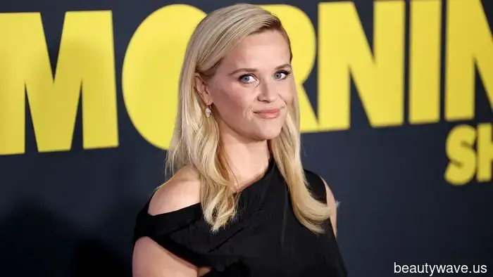 Before you wear bootcut jeans, take a look at how Reese Witherspoon styled them in New York City.