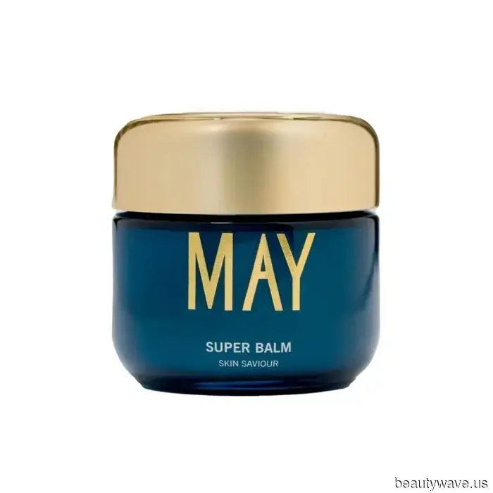 Candles, Concealer, and Comparison Culture—The Jagger Sisters Have Revealed Their Top Beauty Tips.