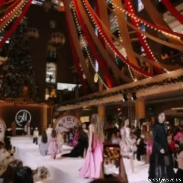 VI «Grande Albero della Moda» del Centro di Produzione «GRANI»: una chiusura d'anno grandiosa e sentita al CDM sulla Lubyanka