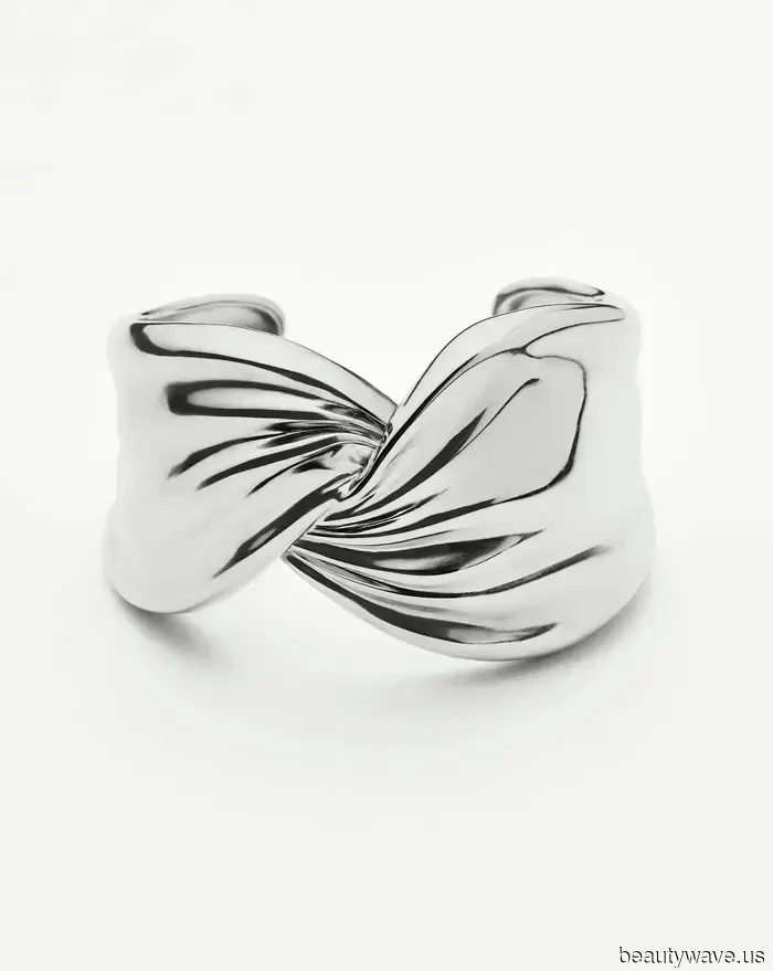 Die stilvollsten Frauen über 50 tragen diese 5 Frühlingstrends der Mode im Jahr 2026.