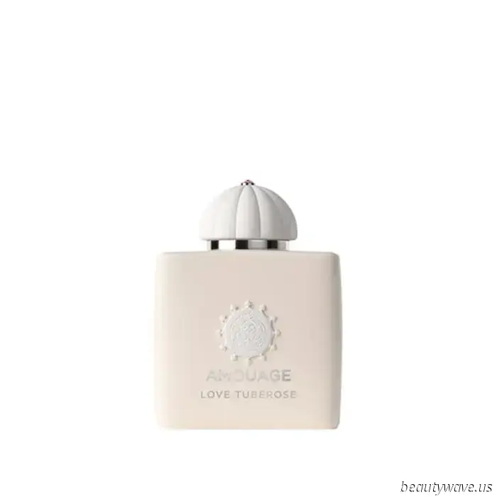 I've surveyed all the editors I know—this is the most praised perfume of 2025.