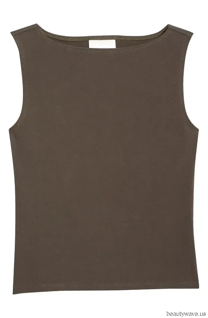 This Basic Piece Is Already Shaping the Cool-Girl Aesthetic for Spring