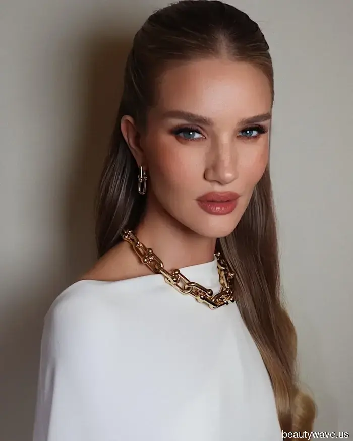 13 Effortlessly Cool Ash-Brown Hair Ideas That Are Low-Maintenance, as Suggested by Stylists