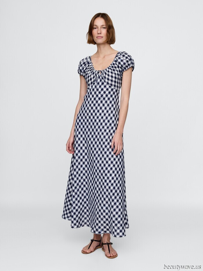 A Fashionista from New York Visits Gap—23 Items They'd Choose for Summer.