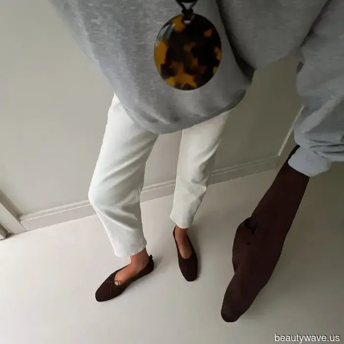 All the Trendiest Ballet Flat Looks Share *This* Similarity for Fall.