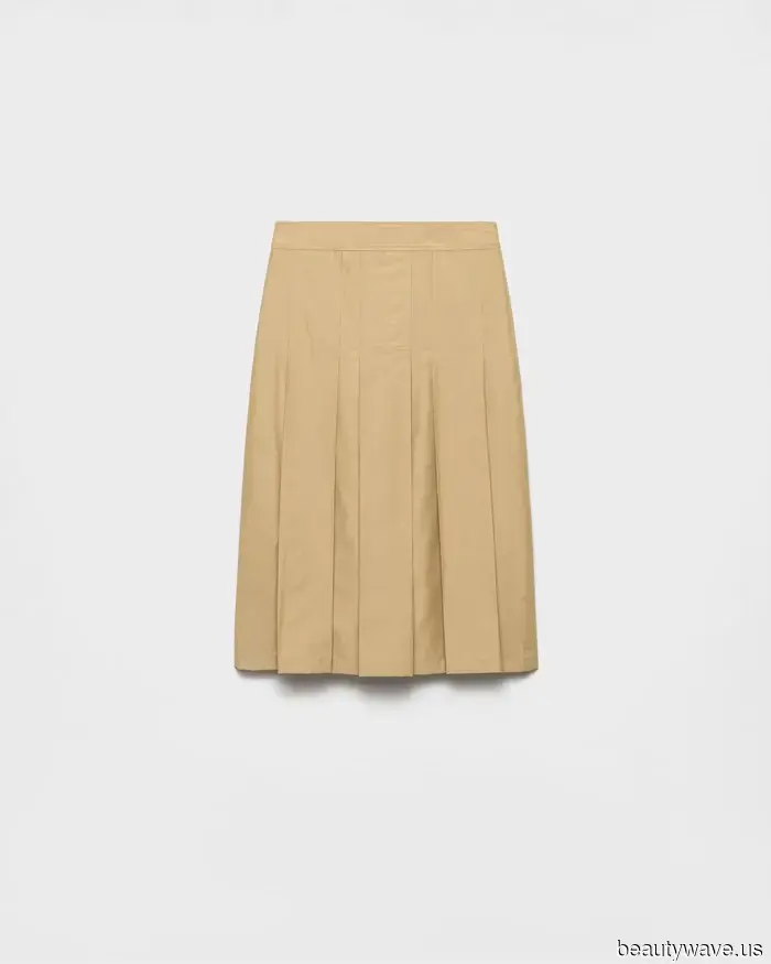 It’s Arrived: The 2026 Alternative to the White Midi Skirt Trend