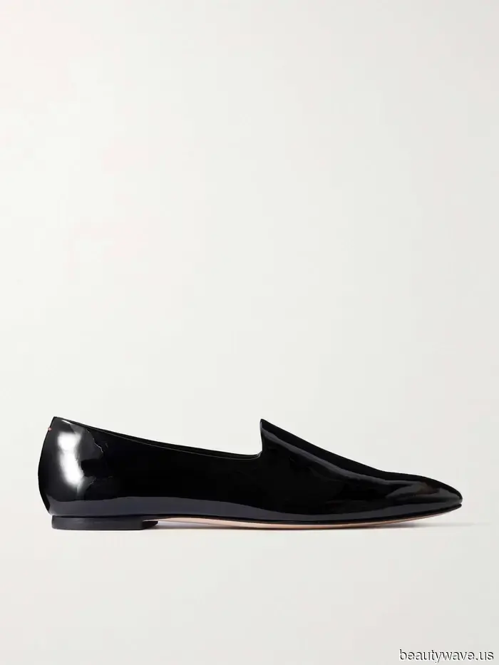 Es ist noch nicht Stiefelsaison&mdash;diese trendigen Ballerinas von The Row sind überall, wo ich hinschaue.