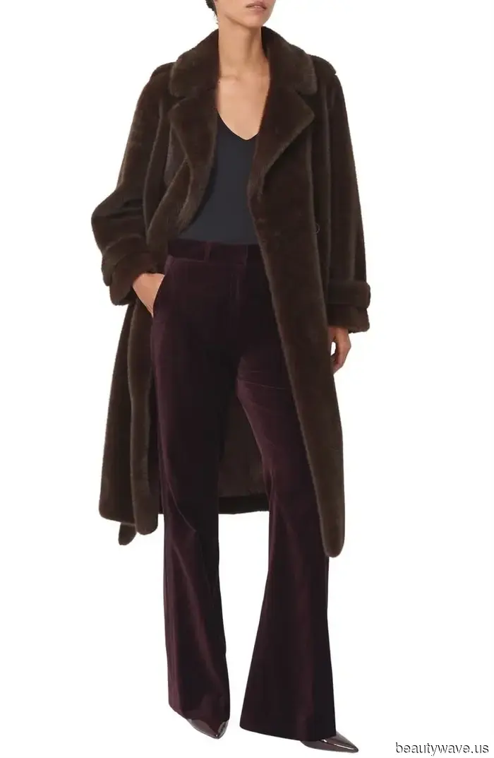 Seen on Mercer Street: The Unexpectedly Chic Method Fashion Enthusiasts Are Sporting Belts This Winter