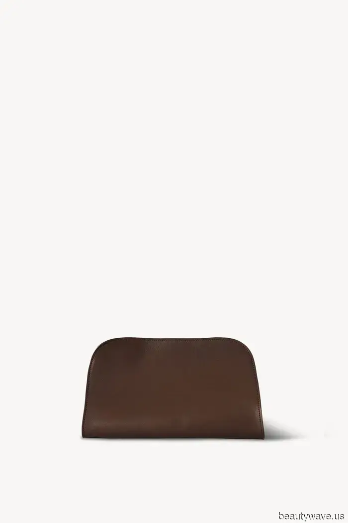 What the Editors of Who What Wear Shared as Their 35 Favorite Fashion Discoveries This Month