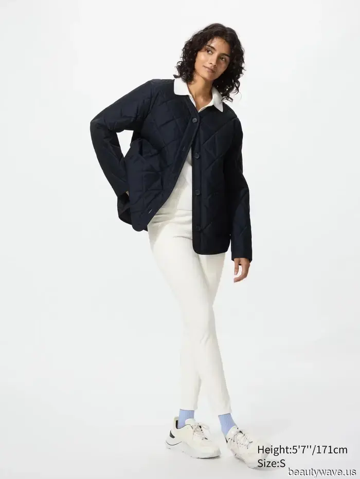 I Usually Dislike Leggings, But This Controversial Spring Color Trend Has Made Me Change My Mind.