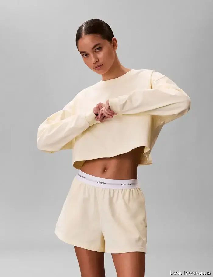 Potresti non essere d'accordo, ma queste 7 tendenze di moda estiva sono ufficialmente "superate", secondo gli esperti di moda.