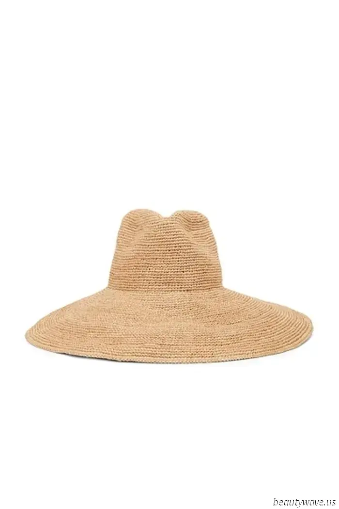 As a discerning fashion editor, I’m willing to purchase anything that these six trendsetters recommend.